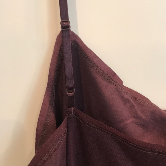 Ann Taylor maroon tank with adjustable straps - Picture 4 of 4